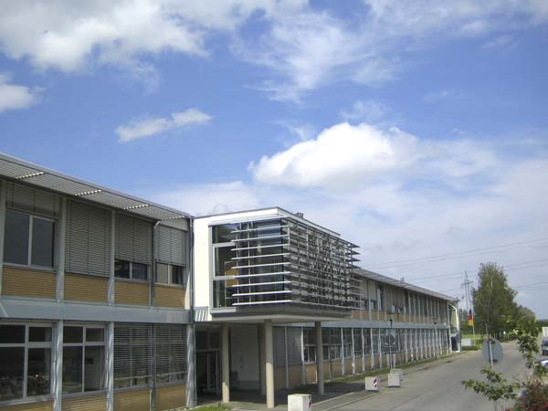 Gewerbebau in Mengen